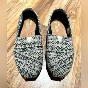 Toms Black and Cream Print Shoes